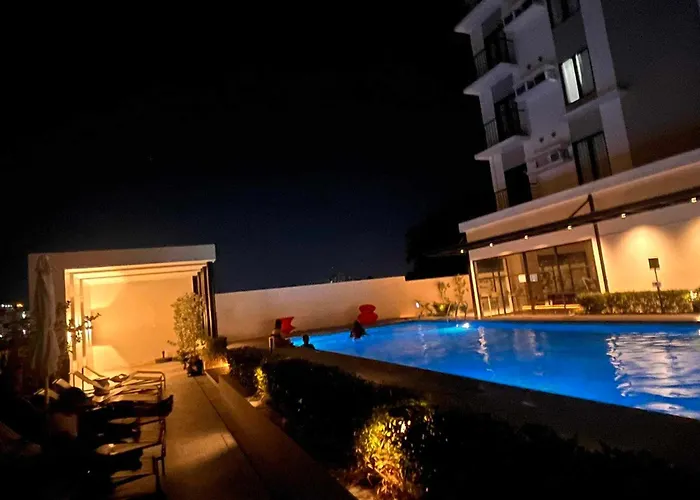 Aparthotel The Median Cebu