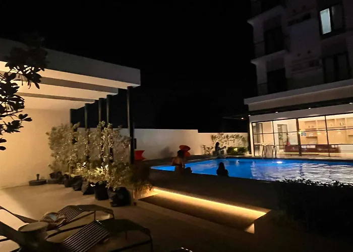 The Median Aparthotel